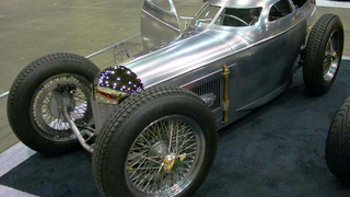 2009 Detroit Autorama: Dan Webb's Golden Submarine Debuts!